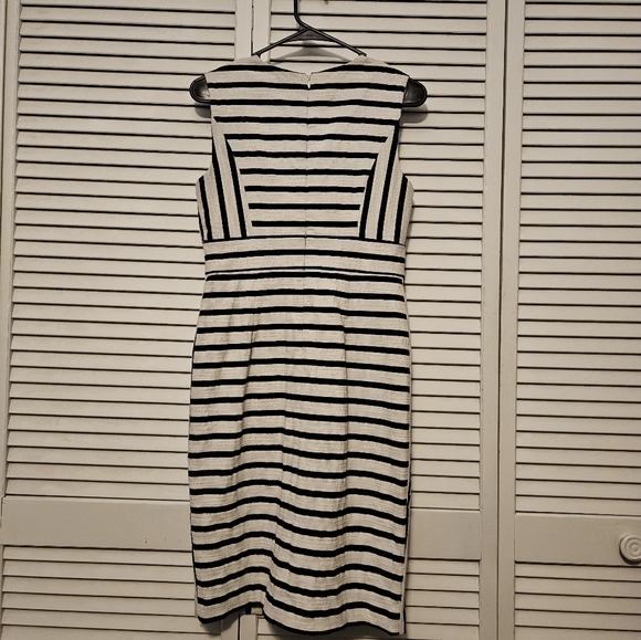 Ann Taylor dress - Picture 2 of 10